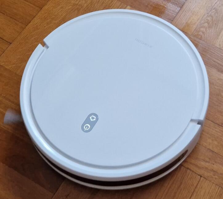 Xiaomi Robot Vacuum E10 isn’t as tall as other robot vacuums